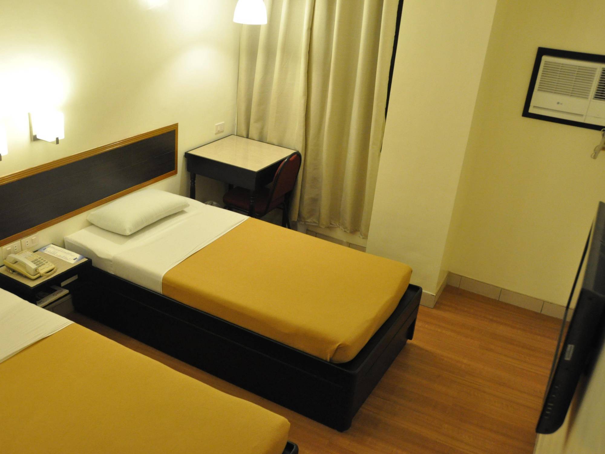 Iloilo Midtown Hotel Eksteriør bilde